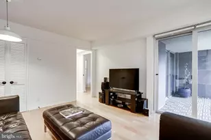520 N St SW, Washington, DC 20024 - Photo 21