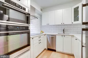 520 N St SW, Washington, DC 20024 - Photo 5