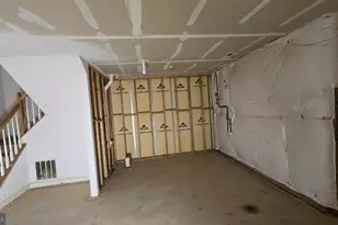 5002 Kimi Gray Ct SE, Washington, DC 20019 - Photo 31