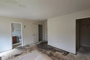 5002 Kimi Gray Ct SE, Washington, DC 20019 - Photo 29