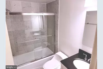 1010 22nd Street NW #B, Washington, DC 20037 - Photo 25