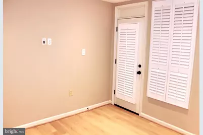 1010 22nd Street NW #B, Washington, DC 20037 - Photo 15