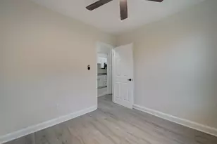 1946 I St NE, Washington, DC 20002 - Photo 25