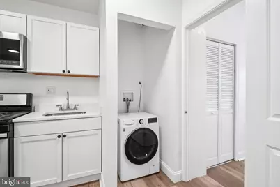 221 20th Street NE, Washington, DC 20002 - Photo 5