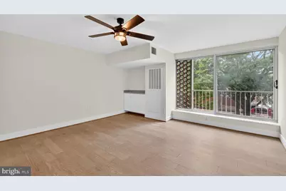 800 4th Street SW #S221, Washington, DC 20024 - Photo 9