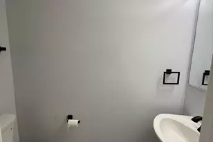 4003 Blakney Ln SE, Washington, DC 20032 - Photo 5