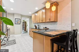 51 P St NW, Washington, DC 20001 - Photo 9