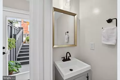 146 U Street NE, Washington, DC 20002 - Photo 9