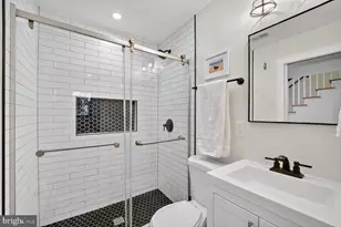 146 U St NE, Washington, DC 20002 - Photo 17