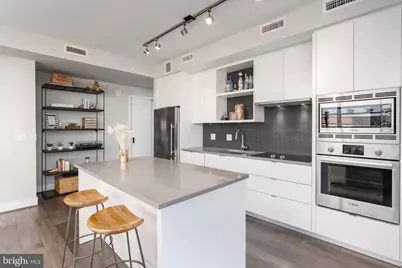 1300 4th Street SE #715, Washington, DC 20003 - Photo 7