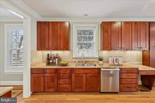 5601 Broad Branch Rd NW, Washington, DC 20015 - Photo 23