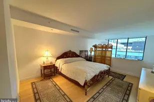 912 F St NW, Washington, DC 20004 - Photo 17
