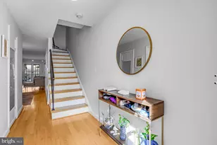 213 9th St SE, Washington, DC 20003 - Photo 7