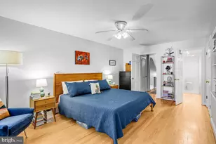 213 9th St SE, Washington, DC 20003 - Photo 33