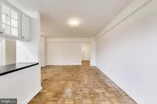 1 Scott Cir NW, Washington, DC 20036 - Photo 3