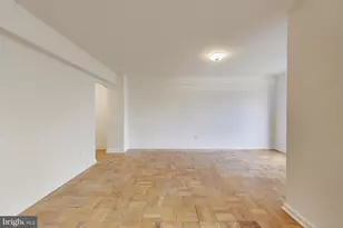 1 Scott Cir NW, Washington, DC 20036 - Photo 5