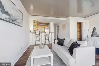 1330 New Hampshire Avenue NW #612, Washington, DC 20036 - Photo 15