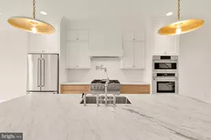 1010 I St NE, Washington, DC 20002 - Photo 11