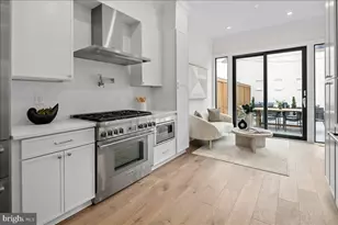 1007 C St NE, Washington, DC 20002 - Photo 9