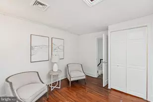 1239 30th St NW, Washington, DC 20007 - Photo 23