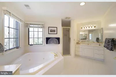 5119 Warren Place NW, Washington, DC 20016 - Photo 21