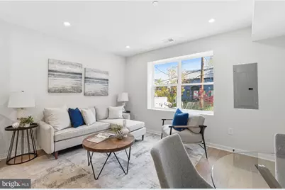 2606 41st Street NW #3, Washington, DC 20007 - Photo 3