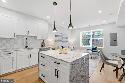 2606 41st Street NW #3, Washington, DC 20007 - Photo 7