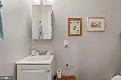 1018 13th Street SE #2, Washington, DC 20003 - Photo 17