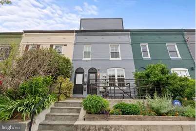 1018 13th Street SE #2, Washington, DC 20003 - Photo 3