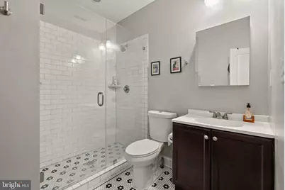 1018 13th Street SE #2, Washington, DC 20003 - Photo 19