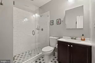 1018 13th St SE, Washington, DC 20003 - Photo 19