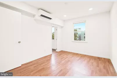 718 Lamont Street NW, Washington, DC 20010 - Photo 3