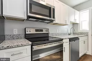 2021 E St NE, Washington, DC 20002 - Photo 9