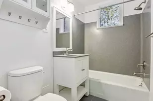 18 9th St NE, Washington, DC 20002 - Photo 17