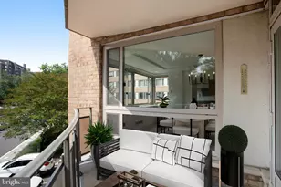 4101 Cathedral Ave NW, Washington, DC 20016 - Photo 31