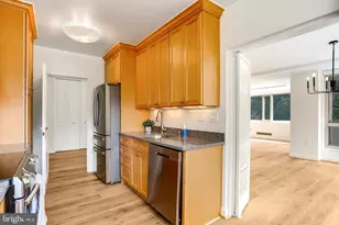 4101 Cathedral Ave NW, Washington, DC 20016 - Photo 13