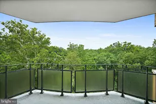 4101 Cathedral Ave NW, Washington, DC 20016 - Photo 39