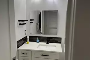 11 15th St NE, Washington, DC 20002 - Photo 5