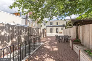 744 7th St SE, Washington, DC 20003 - Photo 33