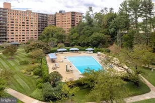 4201 Cathedral Ave NW, Washington, DC 20016 - Photo 19