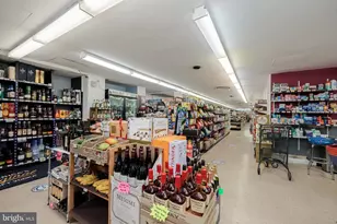 4201 Cathedral Ave NW, Washington, DC 20016 - Photo 17