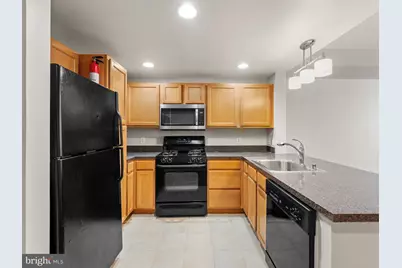 350 G Street SW #N310, Washington, DC 20024 - Photo 5