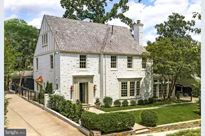 2825 McGill Terrace NW, Washington, DC 20008 - Photo 3