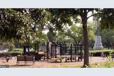 811 Massachusetts Avenue NE, Washington, DC 20002 - Photo 51