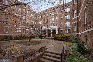 1820 Clydesdale Pl NW, Washington, DC 20009 - Photo 21
