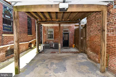 11 R Street NW, Washington, DC 20001 - Photo 17