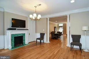 11 R St NW, Washington, DC 20001 - Photo 9