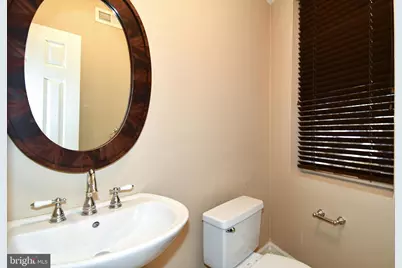 11 R Street NW, Washington, DC 20001 - Photo 13