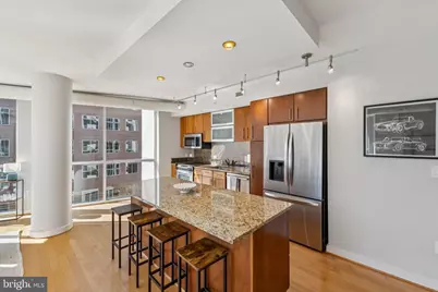 1025 1st Street SE #713, Washington, DC 20003 - Photo 3