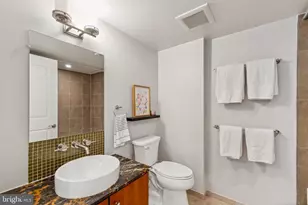 1025 1st St SE, Washington, DC 20003 - Photo 17